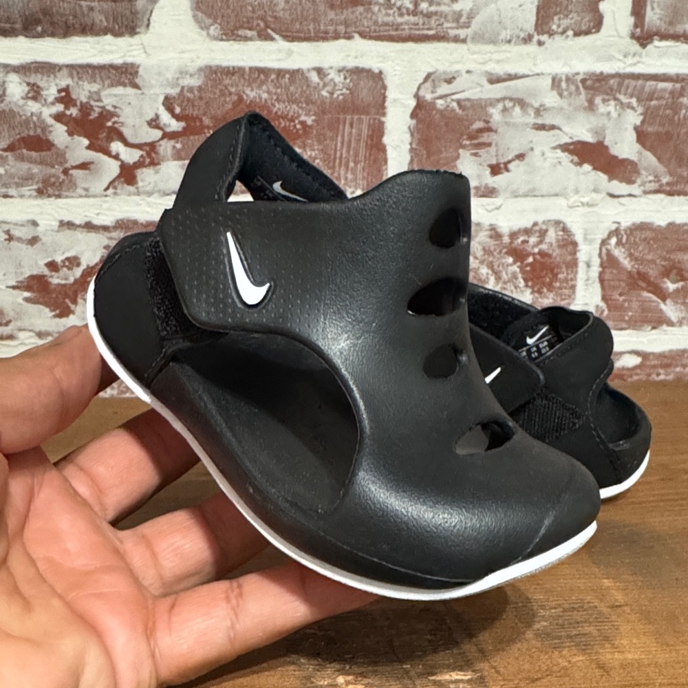 NEW Nike Sunray Protect 3 Sandals Black White DH9465-001 Toddlers Size 7C